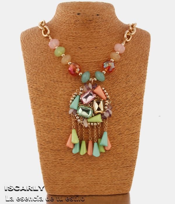 Collar largo con abalorios